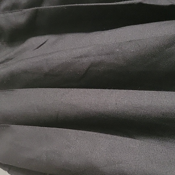 Black Pleated Mini Skirt - Picture 4 of 8